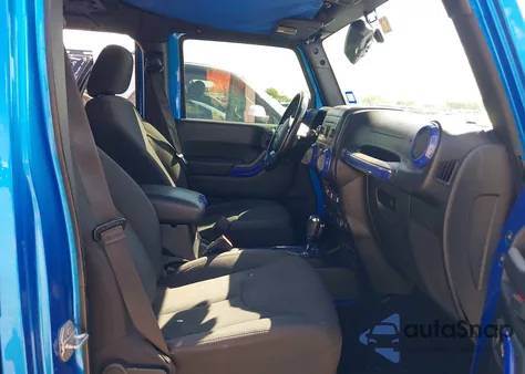 2016 Jeep Wrangler Unlimited Sport z USA, uszkodzony, nr VIN 1C4BJWDG2GL170157